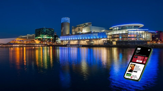 night time photograph of Lowry Salford Quays